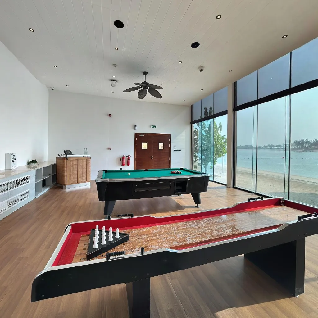 Immersive virtual tours of popular locations